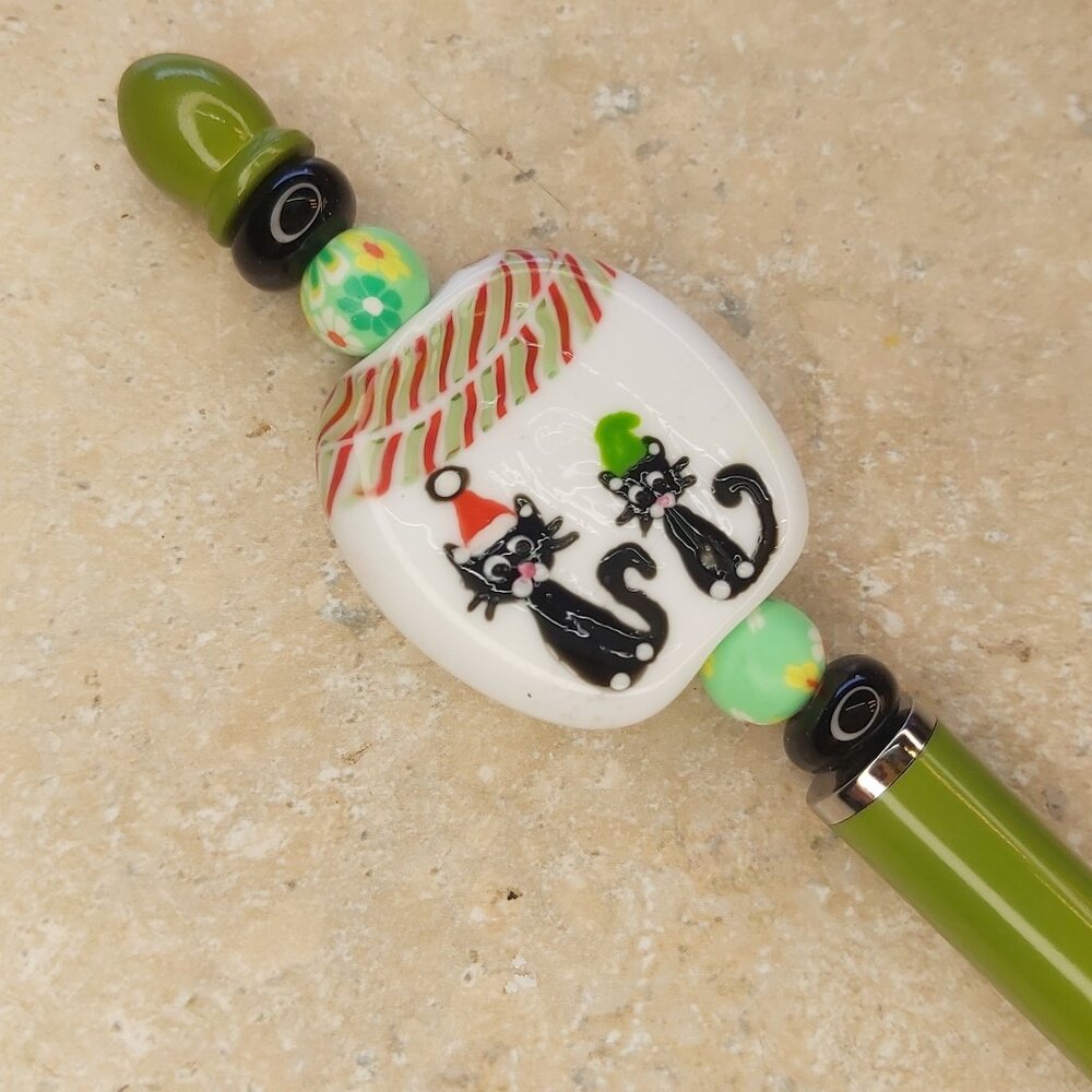 Beaded stylus for ipad and phone ( Christmas cats green stylus)